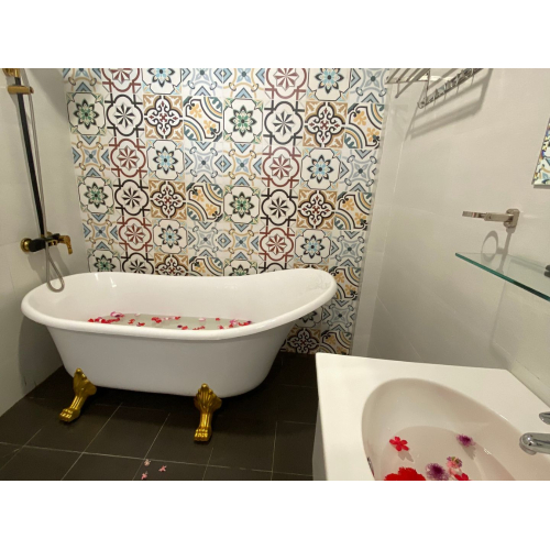 Chill 11 – Phòng biển vườn (bồn tắm)